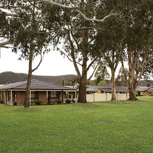 Zig Zag Motel & Apartments